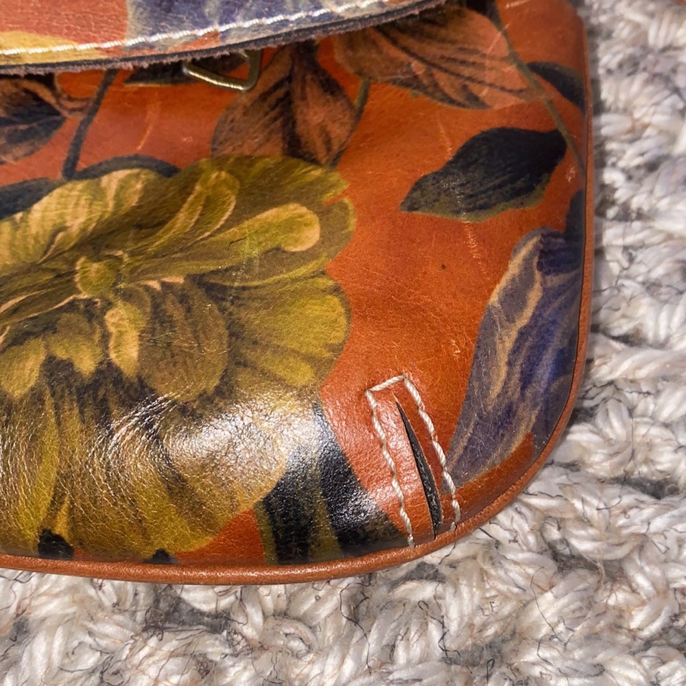 Patricia Nash Floral Leather Crossbody bag - Picture 10 of 14